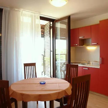 Hostin Roza 2 Duga Uvala Krnica